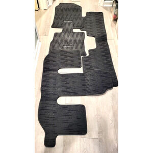 Subaru Ascent Carpet Floor Mats OEM 2019-2022 4 Piece Set Black J501SXC000 NEW